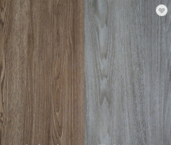 紫外線コーティング表面によってカスタマイズされる色の室内装飾に床を張る木製の一見のビニール